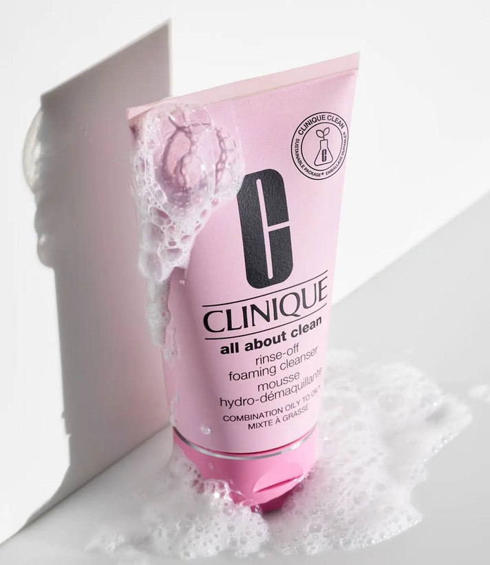 فوم شستشوی صورت کلینیک مخصوص پوست چرب و چرب مختلط حجم 150ML